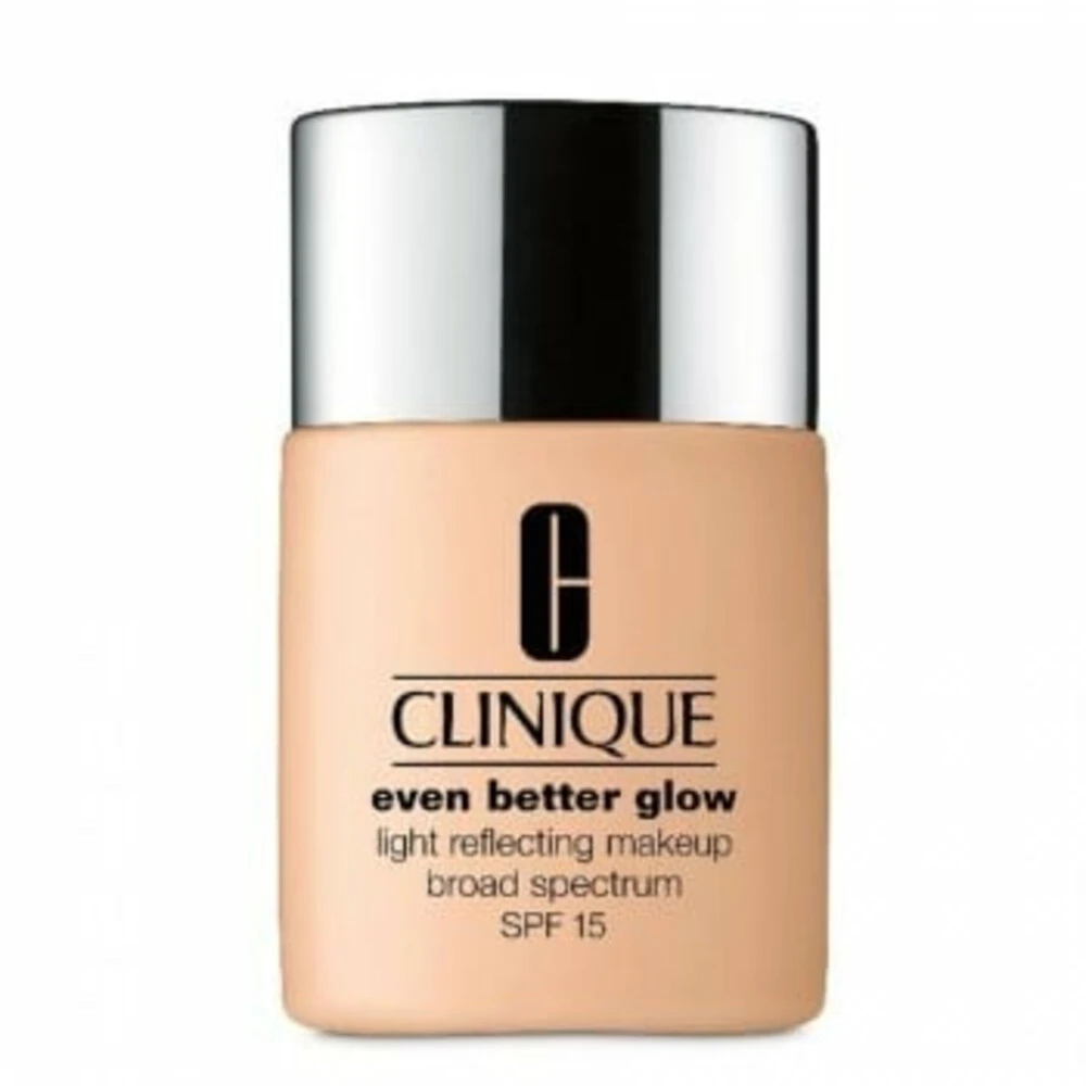 Clinique Clinique Even Better Glow Light Reflecting Makeup SPF15 CN28 Ivory 3 Clinique Clinique Even Better Glow Light Reflecting Makeup SPF15 CN28 Ivory
