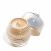 Shiseido Future Solution LX Total Radiance Foundation SPF15 Golden 3 2 Shiseido Future Solution LX Total Radiance Foundation SPF15 Golden 3 -Plein 1072540