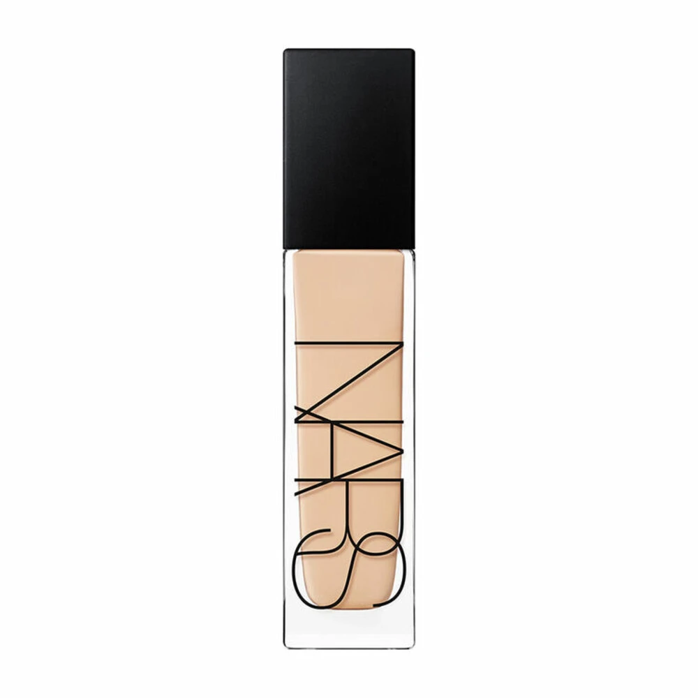 NARS Natural Radiant Longwear Foundation Mont Blanc Light 2 3 NARS Natural Radiant Longwear Foundation Mont Blanc Light 2